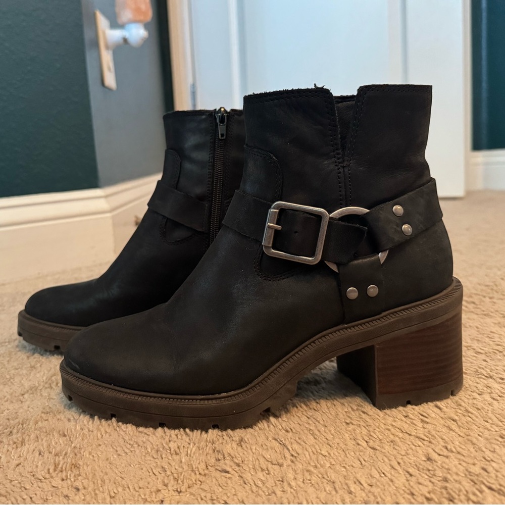 Lucky Brand Slyvin leather healed moto boot